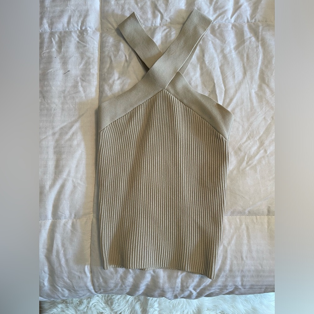 Aritzia Babaton crop top in cream